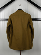 Load image into Gallery viewer, N.O.S. Solitario Winter Shirt
