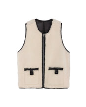 Load image into Gallery viewer, Solitario Reversible Shearling Vest Black
