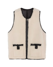 Load image into Gallery viewer, Solitario Reversible Shearling Vest Black
