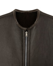 Load image into Gallery viewer, Solitario Reversible Shearling Vest Brown
