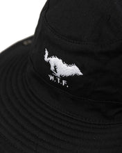 Load image into Gallery viewer, Wolf Brimmer Hat Black
