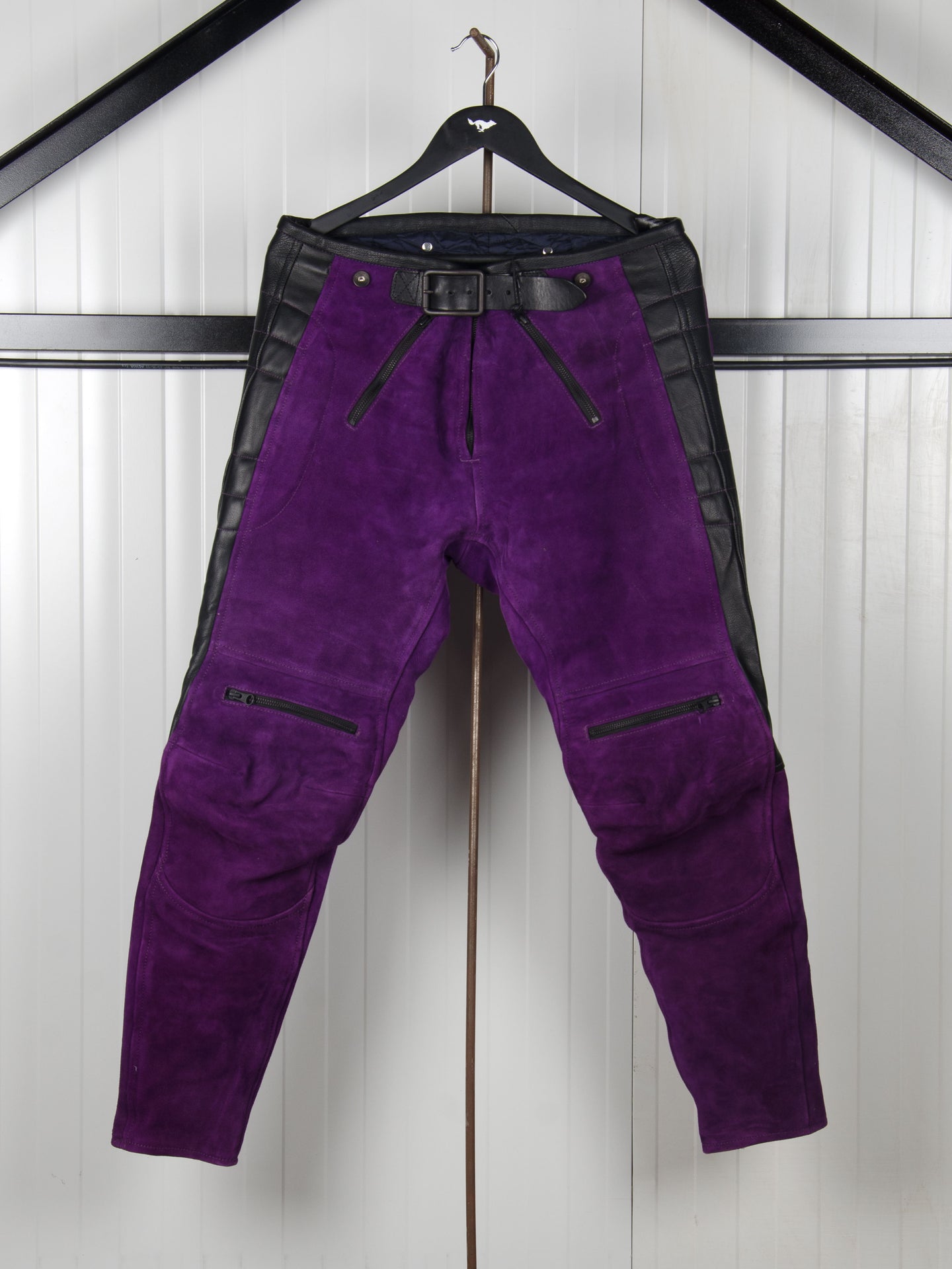 Bespoke Rascal Suede Leather Violet size M