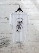Load image into Gallery viewer, N.O.S. Dodgy Wolf T-Shirt
